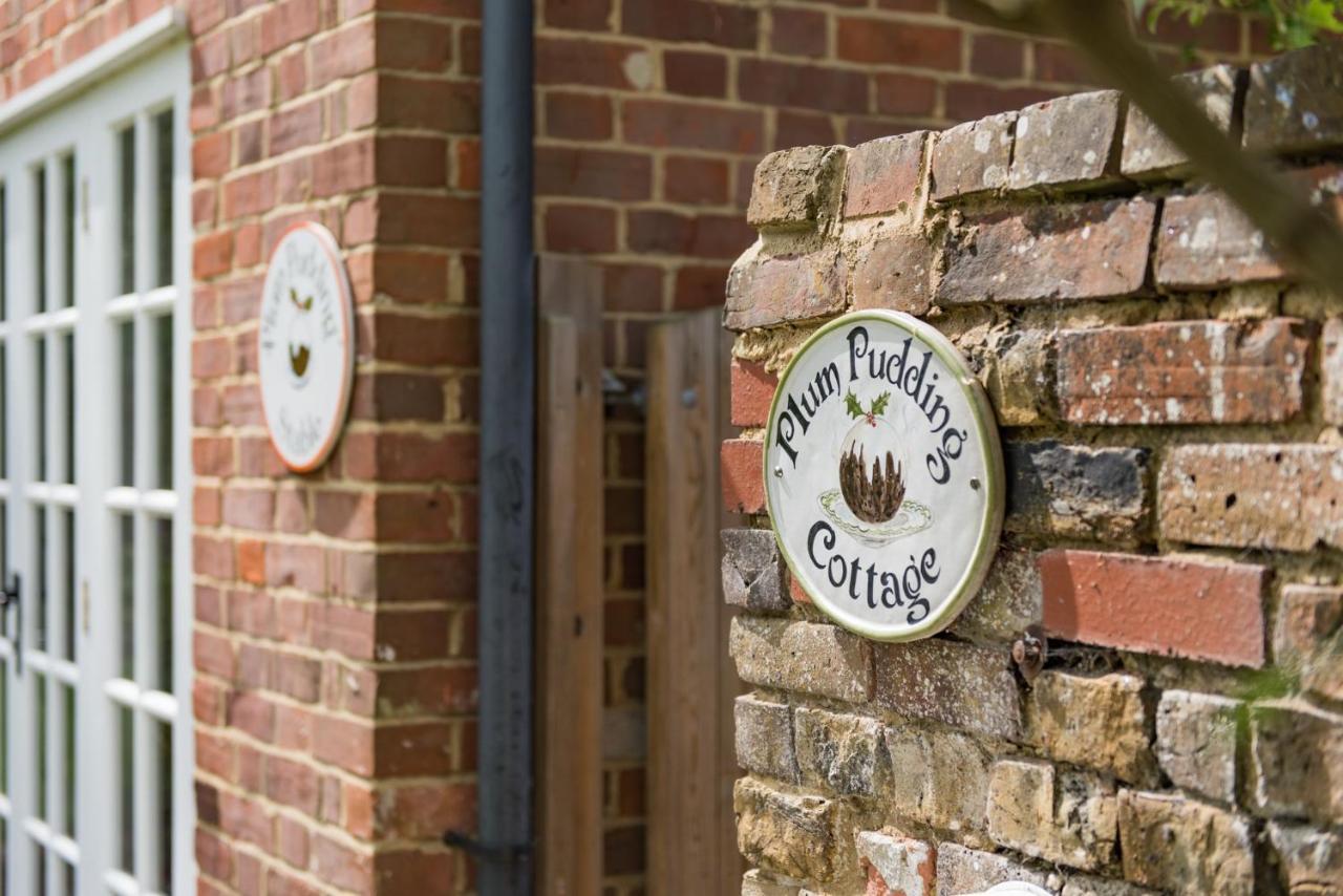 Plum Pudding Cottage By Bloom Stays Hernhill Exterior photo